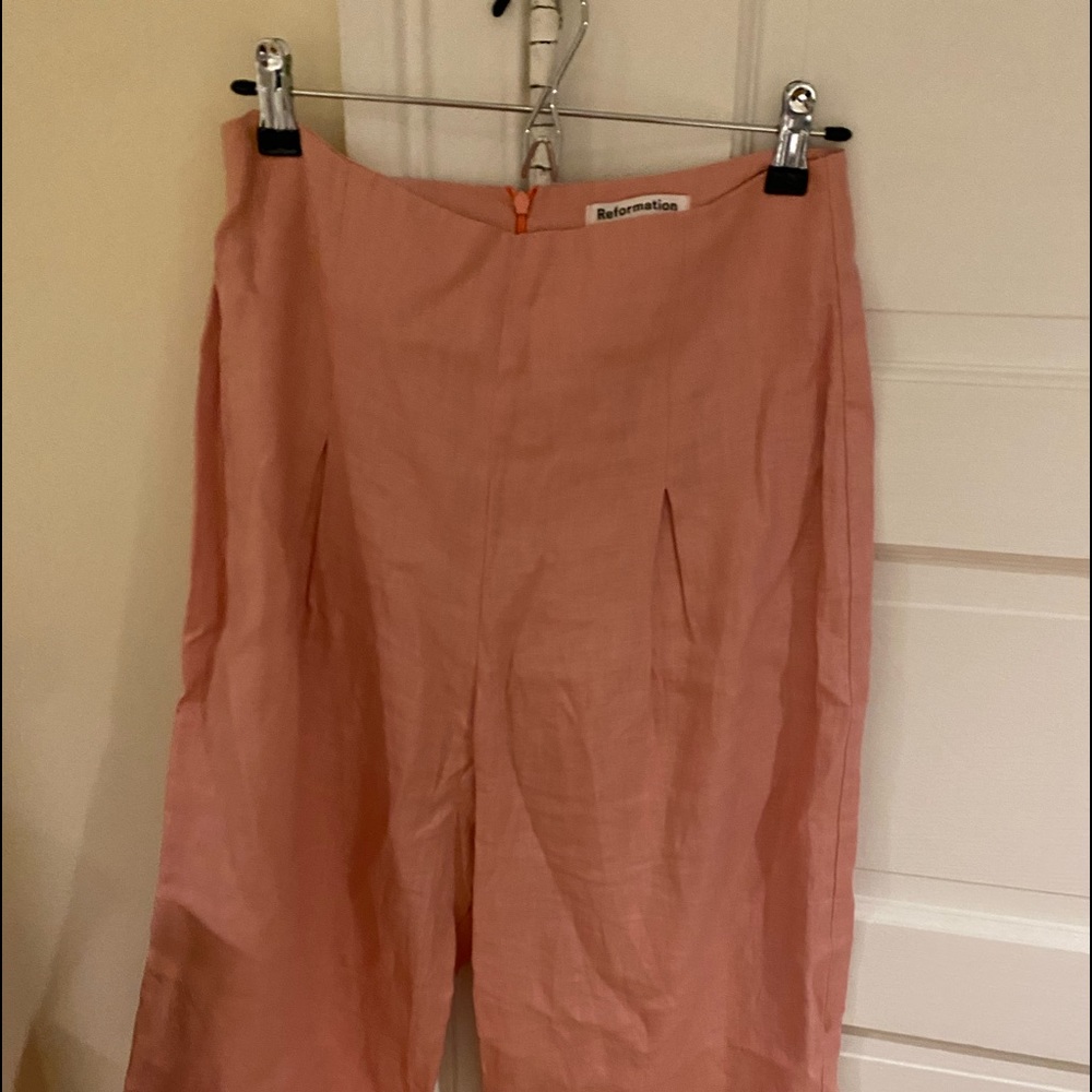 Reformation linen set - Picture 2 of 7